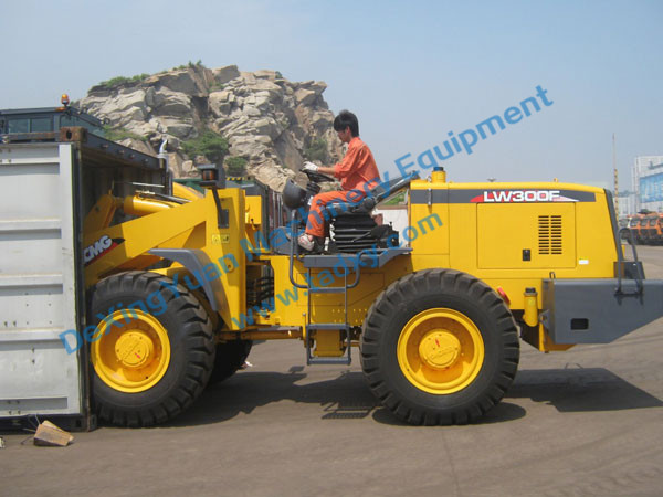 c(din)鿴ԔϢ}3 ton Wheel Loader packing xΔ1490